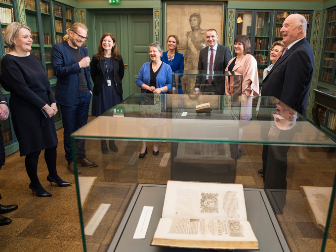 Some of the treasures of the National Library were exhibited for the occasion. Photo: Håkon Mosvold Larsen / NTB scanpix